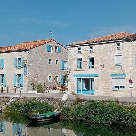 Hotel Au Marais Coulon Eksteriør billede